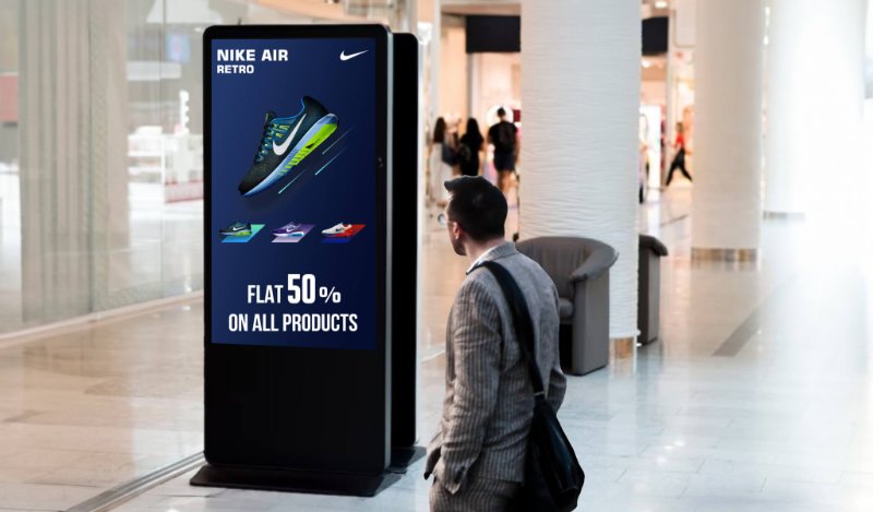 digital signage solution for retail store