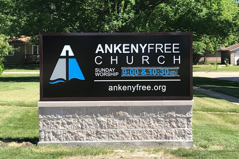 monument signs ankeny free church